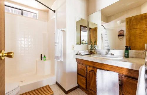 Pine Mountain Club House | ADELAIDE HILL IN PINE MOUNTAIN CLUB BREATHTAKING VIEWS 3Bd 3Bth SPA TUB