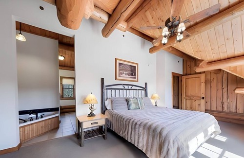 Saranac Lake House | Adirondack Lakeview Cabin