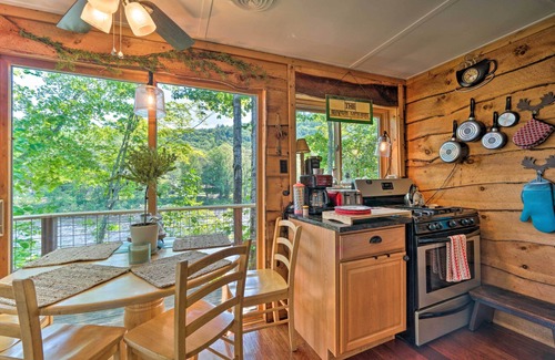 The Glen Cottage | Adirondack Mountains Cottage Near Gore Mountain!