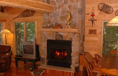 Town of Hermon Cottage | Adirondack Region ~ Hot Tub On Spectacular Deck ~ Pontoon Boat, Paddle Boards