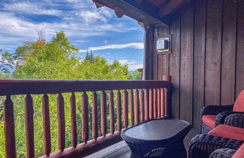 Lake Placid Apartment | Adirondack resort at Whiteface Lodge