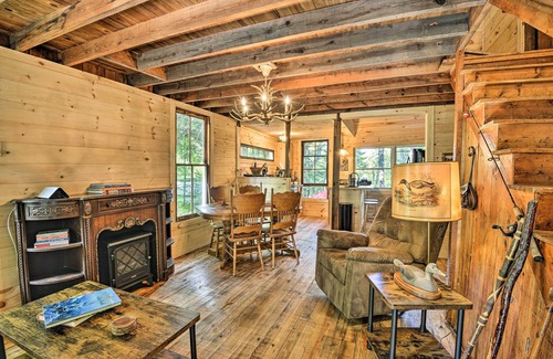Forestport Cabin | Adirondacks Cabin w/Fire Pit on Otter Lake!