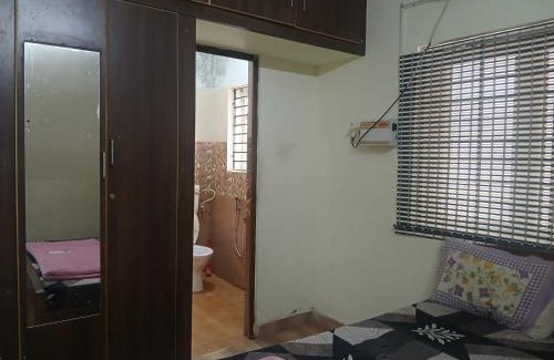 Thiruvidaimarudur Apartment | Aditya Holiday Home Govindapuram
