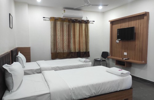 Balipara Hotel | ADITYA'S HOTEL WAY POINT