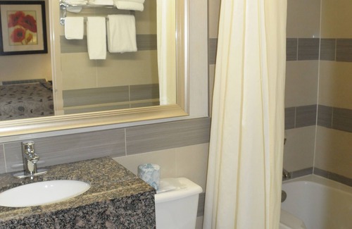 Central Hamilton Hotel | Admiral Inn Hamilton