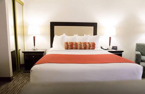 Central Hamilton Hotel | Admiral Inn Hamilton