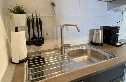Koetz Apartment | ADN Apartments XL, Minimalist & Modern