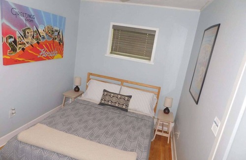 Desoto Lakes House | Adorable 1920s Cottage in a Tropical Wooded Setting!