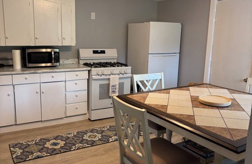 Arnolds Park House | Adorable 2 bedroom house located across the street from Lake Minnewashta