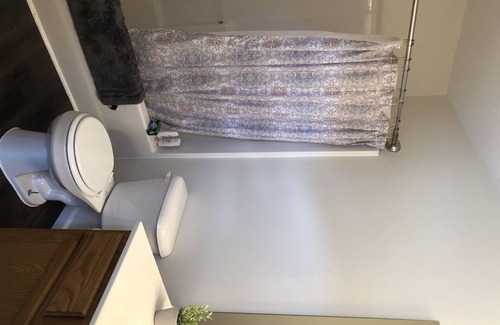 Washington Apartment | Adorable furnished apartment with ALL the amenities!
