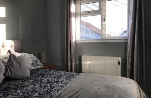 Plymouth Cabin | Adorable Grey Lodge