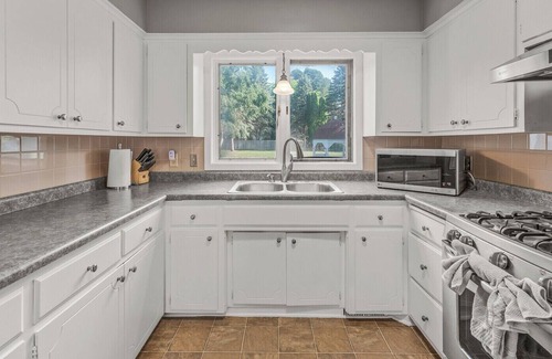 Maplewood House | Adorable Home- 3M Headquarter/MOA/St Paul