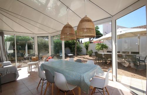 Portiragnes-Plage Villa | Adorable maison de vacances plain pied au coeur de la station et proche des plages 4 chambres, jardin, WIFI, LXDUNE1