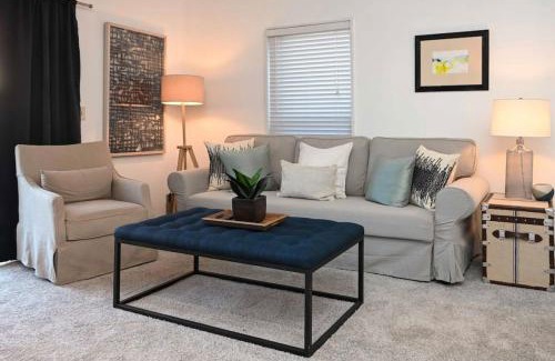Mount Adams Apartment | Adorable MtAdams 2BR near it all
