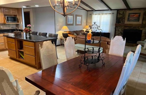 Fedhaven House | Adorable Waterfront Cabin on Lake Walk In Water with a Giant Deep Fishing Dock
