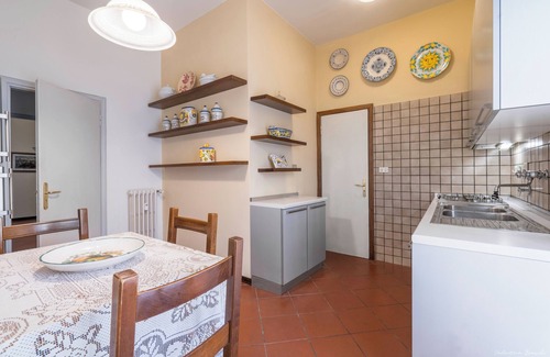 Scandicci Apartment | Adriana House Elegant and Bright