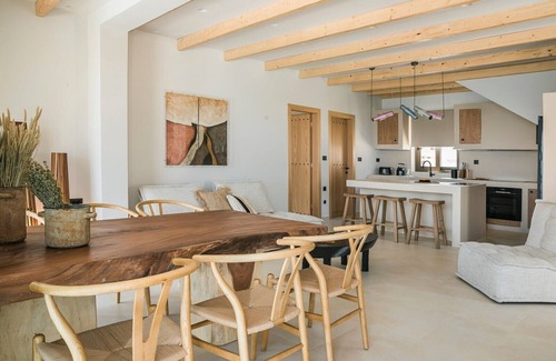 Zola Villa | Adrias Villa