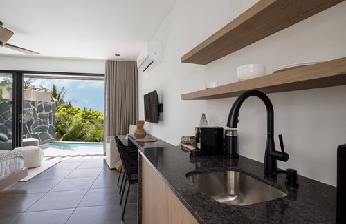 Rincon Apartment | Adults Only! Desecheo Suite III at Ocaso Luxury Villas