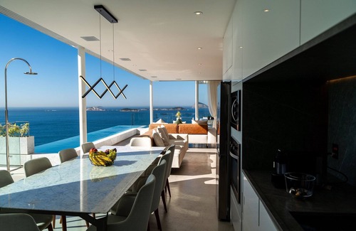 Vidigal House | ADV006 Charming penthouse with sea view in Vidigal