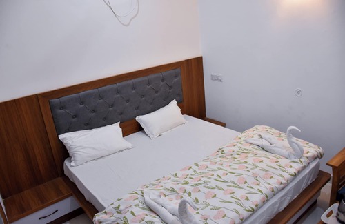 Greater Noida Hotel | advent hotel, Noida hotels, greater Noida hotel, couple friendly,Noida extension