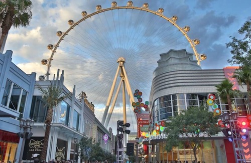 Gateway District House | Adventure Awaits! 3 Great Units On Strip, 2 Pools, Casino, Near High Roller