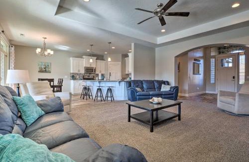 Hurricane House | Adventure Bound Home with Pickleball, Hot Tub and More
