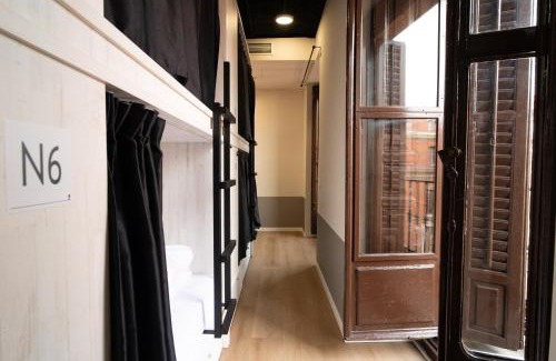 Malasana Hostel | Adventure Hostel Madrid
