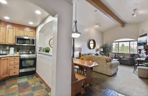 Midway Villa | Adventure Hub~Nordic Ski, Snowmobile & Snow Shoeing Villa 3059-2