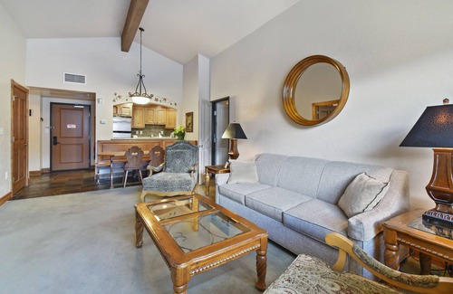 Midway Villa | Adventure Hub~Ski Resorts, Backcountry & Park City 3068-1