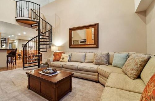 Midway Apartment | Adventure Hub-Ski Resorts, Backcountry & Park City 3203 condo