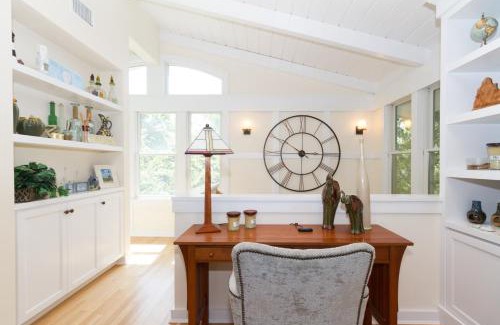 Ocean Beach Apartment | Adventure-Ready Home