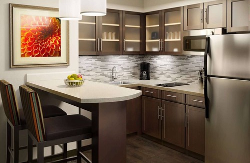 Las Colinas Resort | Adventure Trip! Minutes Walk from Thomas Jefferson Park! 3 Spaces, Pool Access!