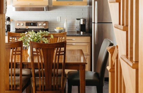 Orford Ski Chalet | Adventurer, Beautiful Fully Equipped Cottage, 2 minutes away from Ski Orford