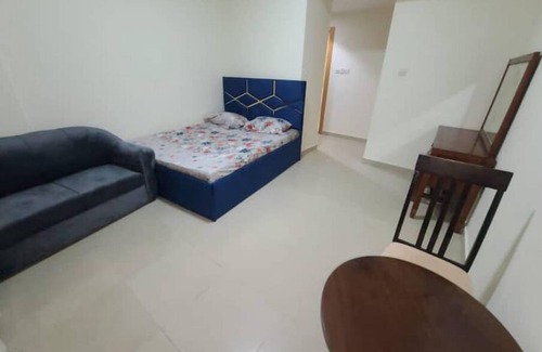 International City Apartment | Dubai Home 403MR