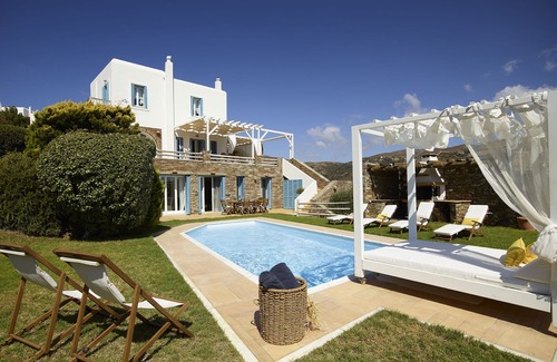 Kato Fellos Villa | Aegean Majesty: Villa Helias – 4 Bedroom Getaway, Private pool, Gym