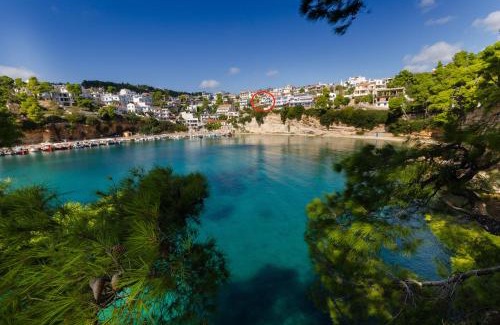 Votsi Apartment | Aegean Suites