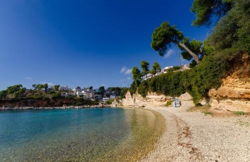 Votsi Apartment | Aegean Suites