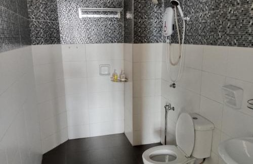 Taman Desa Tebrau House | Aeon homestay Tebrau City residences