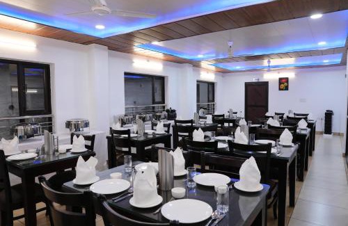 Almora Hotel | Aeradyo Inn
