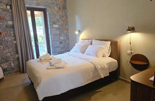 Trikolonoi House | Aeriko Guest House
