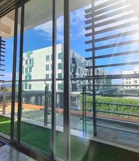 Tanjung Aru Apartment | Aeropod KK Corner Unit Near City and Airport 4 pax Free Parking