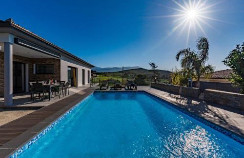 Afa House | Afa proche Ajaccio, magnifique villa avec piscine privée 8 personnes