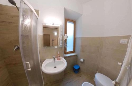Preci Hotel | AFFITTACAMERE RISTORANTE GUAITA SANT'EUTIZIO