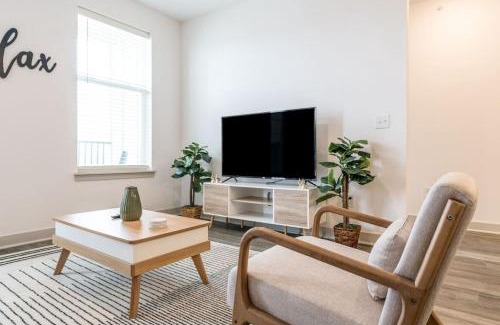 Whitestown Apartment | Affordable 2-Bedroom Whitestown