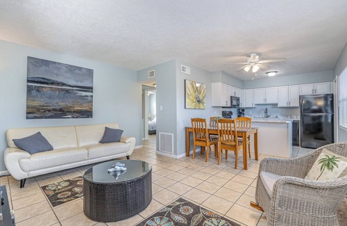 Port Canaveral Condo | Affordable 2BR Main floor unit RIGHT ON THE BEACH! 1 King & 2 Queen Beds.