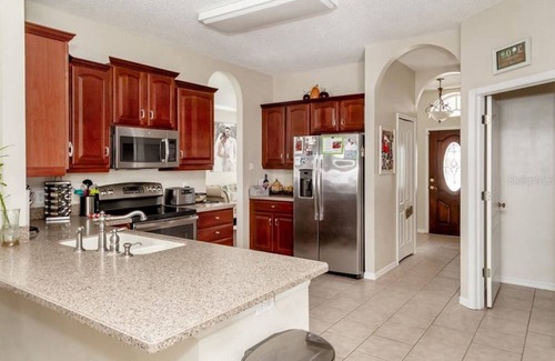 Willow Bend House | “Affordable Comfort, One Room”