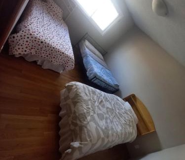 Rosemount House | Affordable Family Room for 4 People-24Hrs Checkin-Next To Downtown,Airport