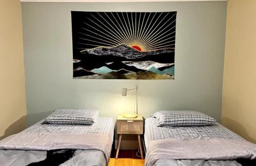Oakland Ave - Harrison St Apartment | Affordable & Furnished Comfy Oakland Apt