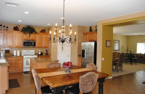 Sheely Farms House | Affordable Luxury 4000 sqft. 6BR -Pool, Spa & Pool Table-Permit #STR-2025-000902