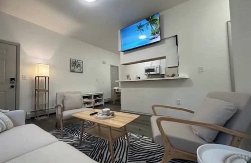 Rotterdam Apartment | Affordable Stay Near Proctors-A6
